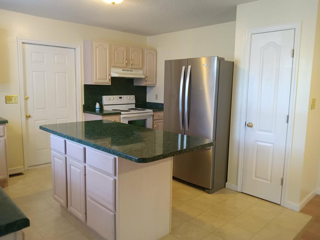 14512 White Top View Property Photo 8