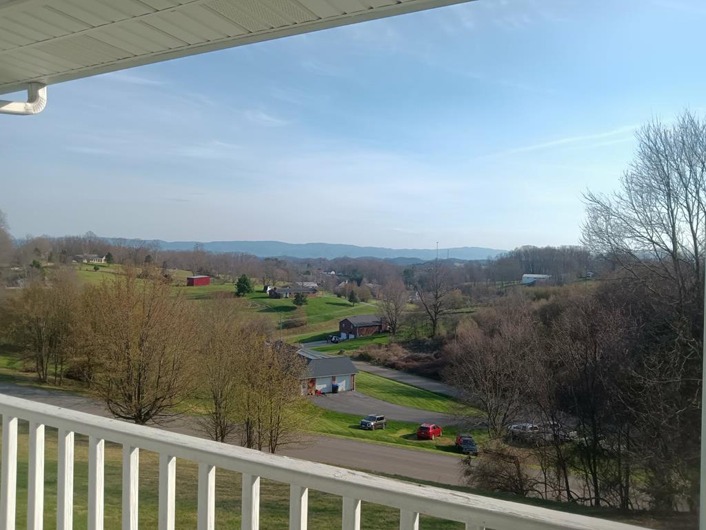 14512 White Top View Property Photo 12