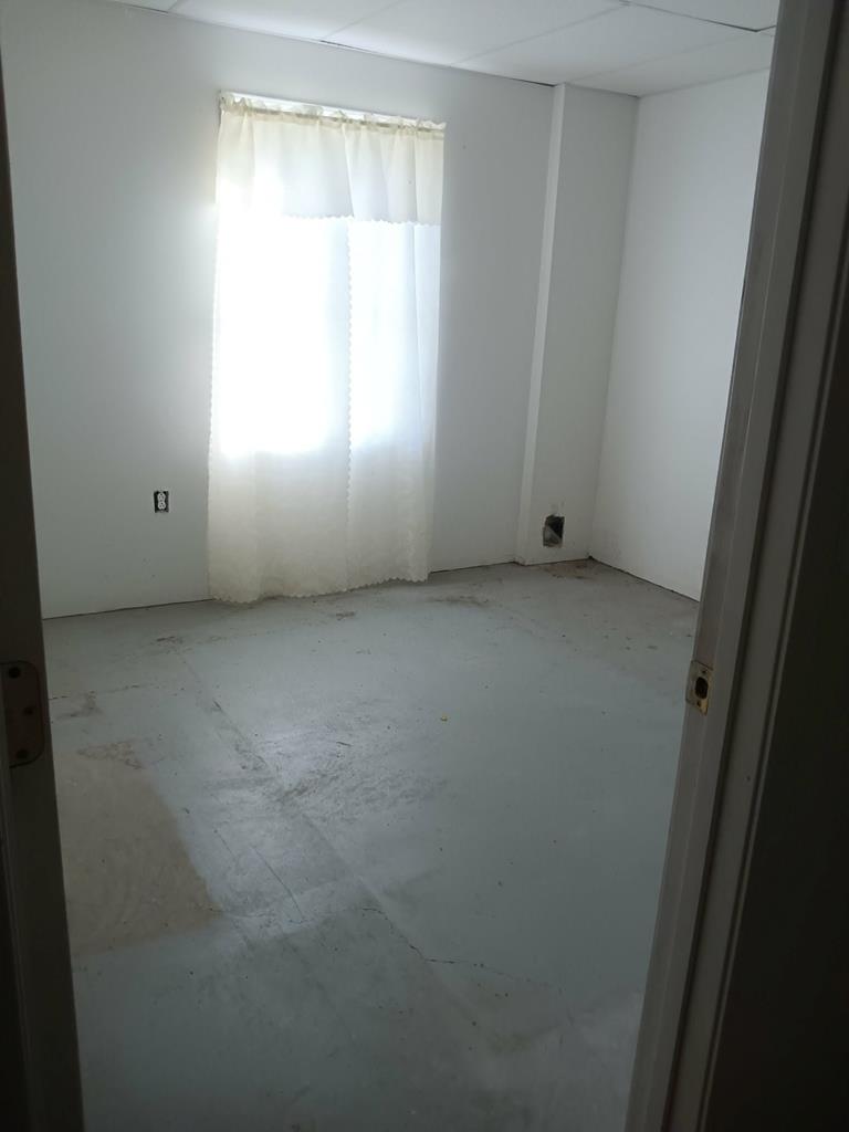 14512 White Top View Property Photo 32