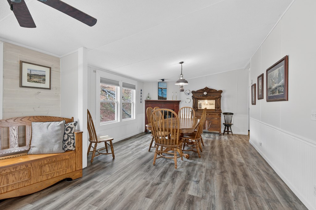 329 Mill Creek Property Photo 4