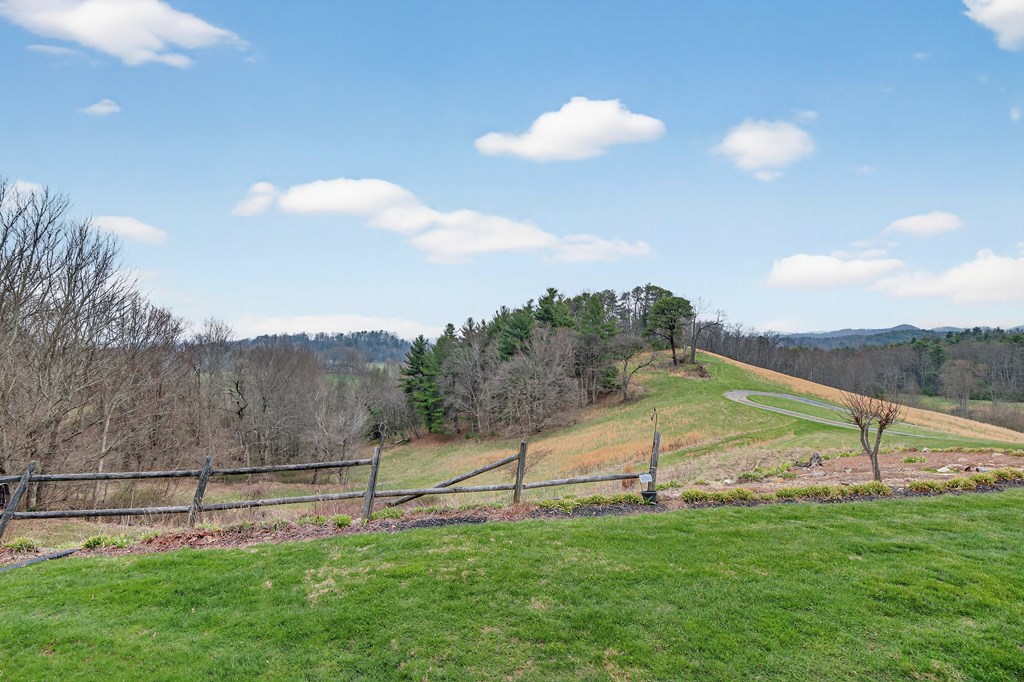 329 Mill Creek Property Photo 55