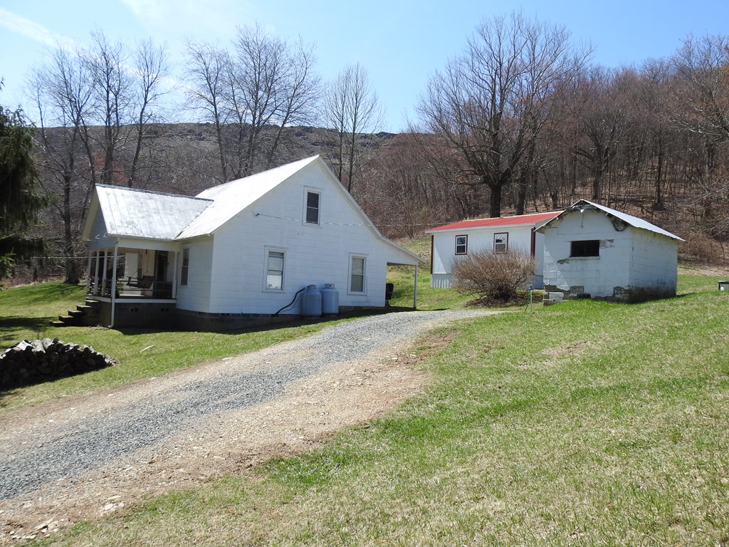 984 Cloverdale Lane Property Photo 14