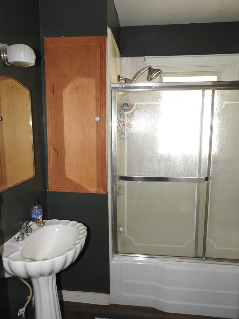 984 Cloverdale Lane Property Photo 25