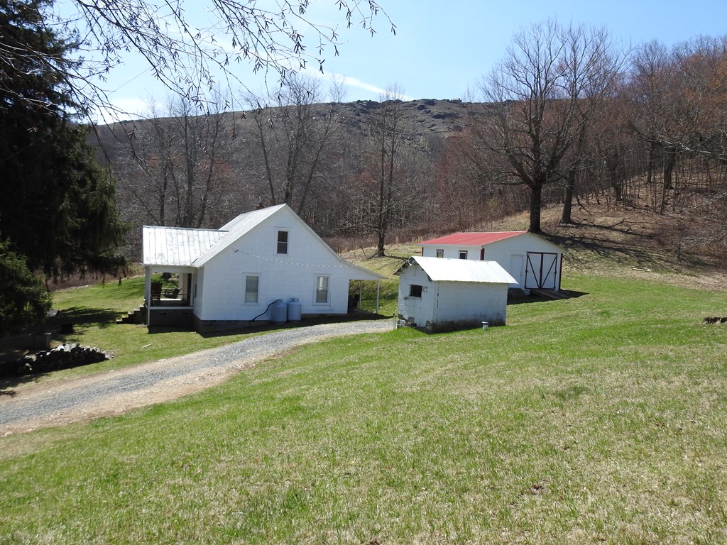 984 Cloverdale Lane Property Photo 27