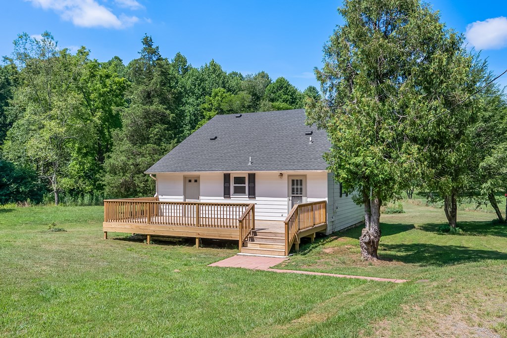 309 Timber Road Property Photo 4