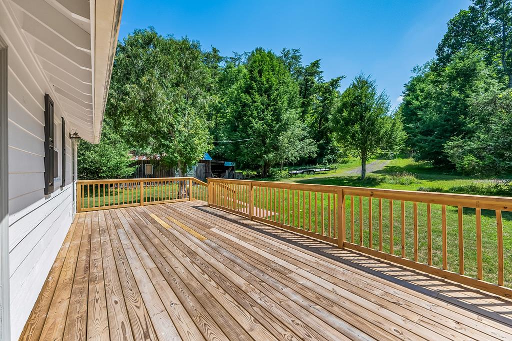 309 Timber Road Property Photo 18