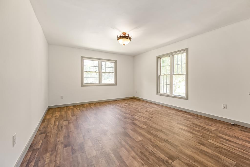 309 Timber Road Property Photo 33