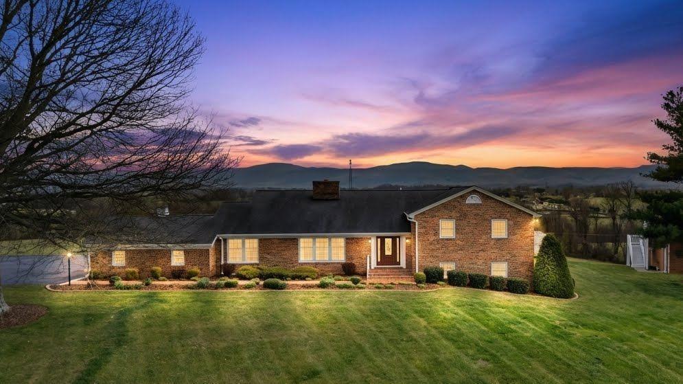 12084 Tanglewood Drive Property Photo 1