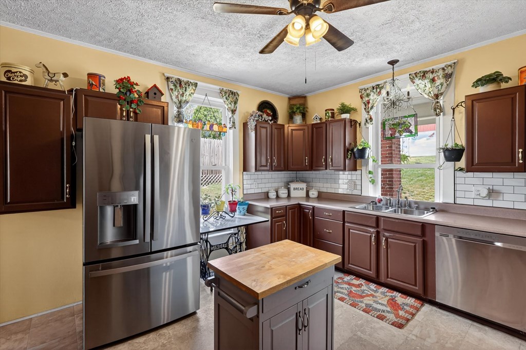 305 Texas Avenue Property Photo 15