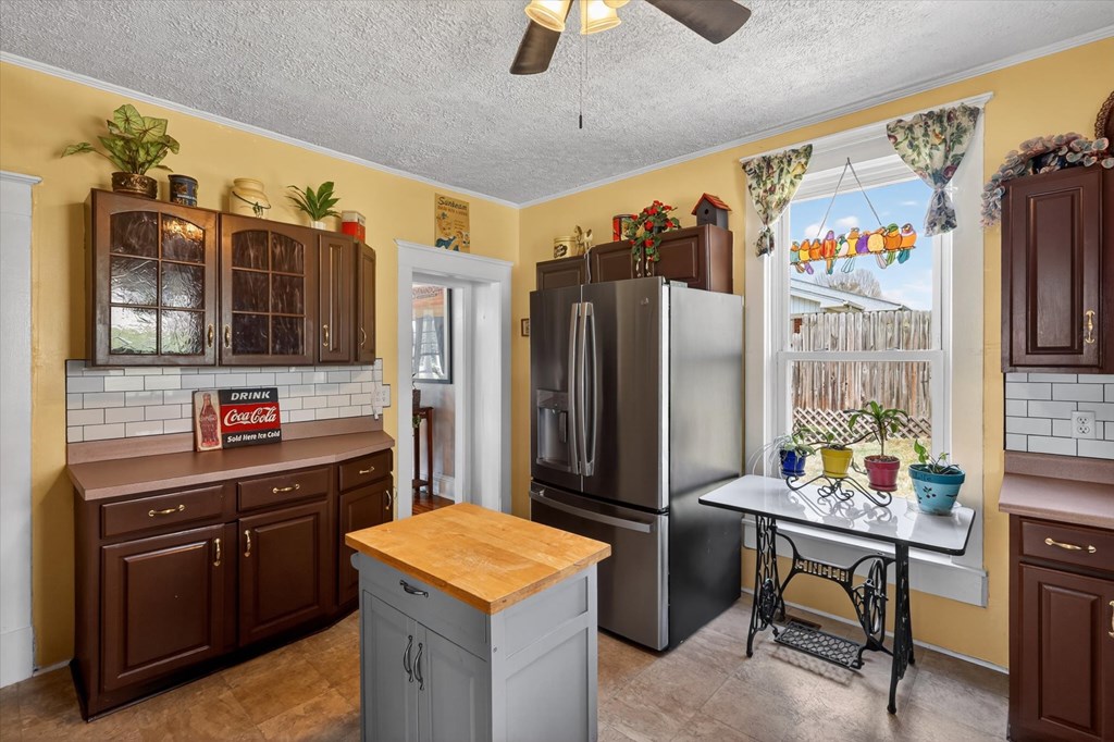305 Texas Avenue Property Photo 16