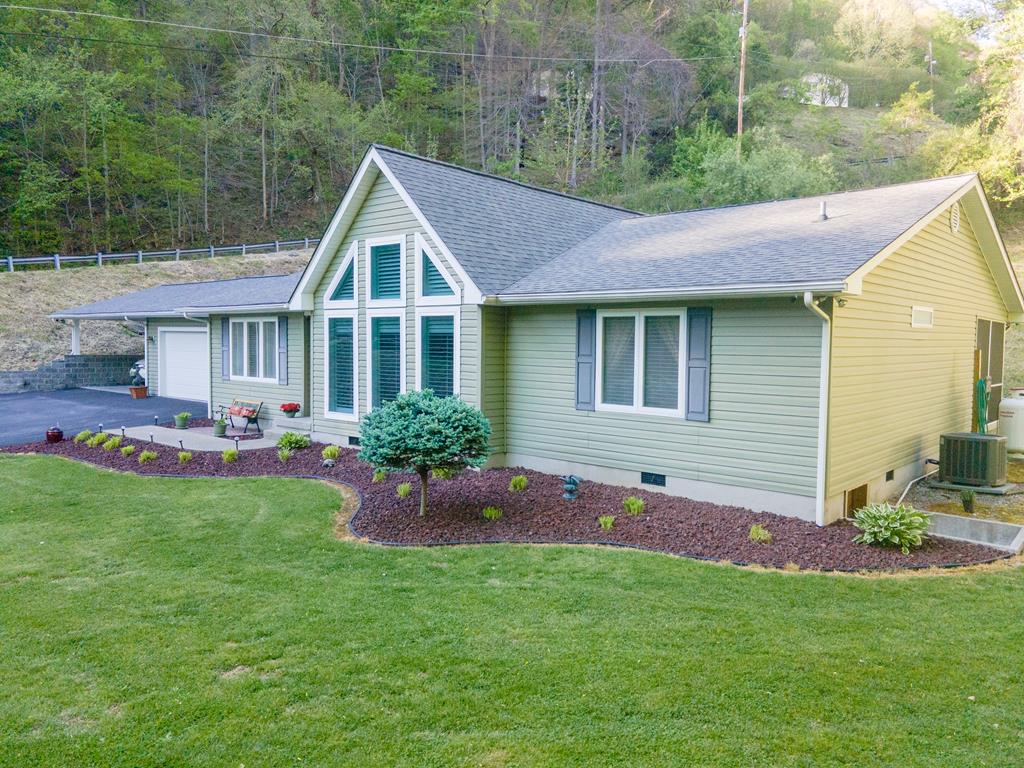 1148 Sierra Dr
