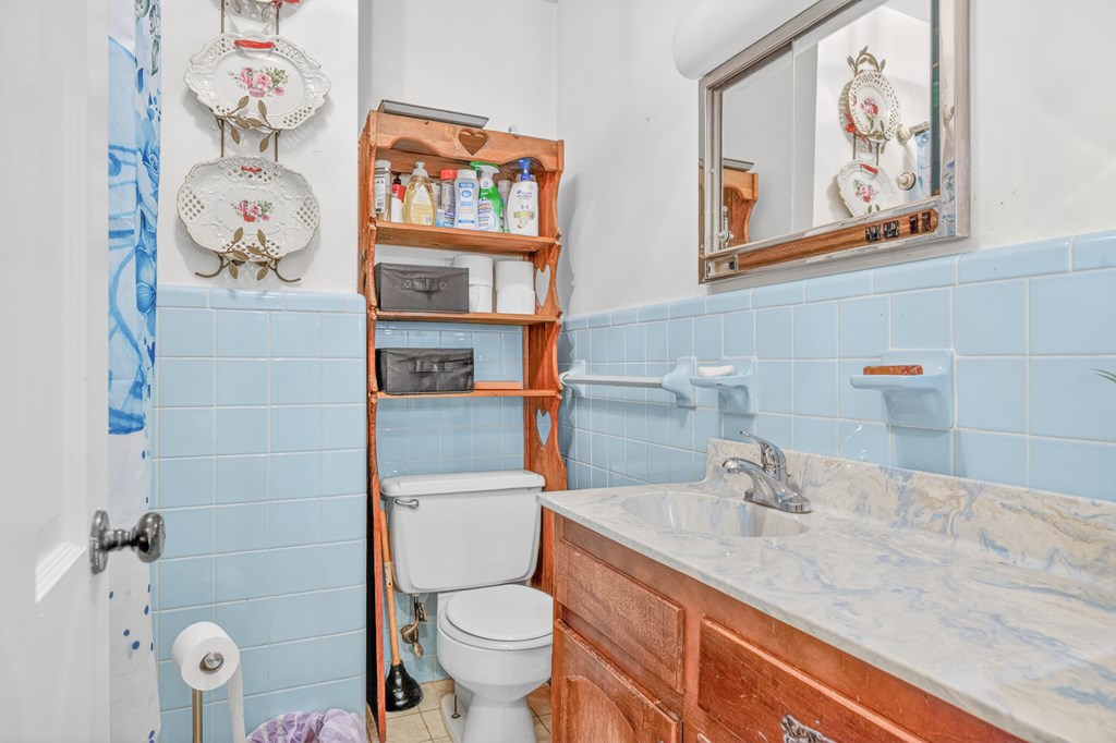 224 Waugh Dr. Property Photo 26