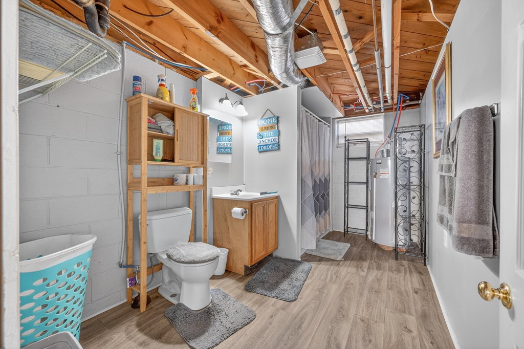 224 Waugh Dr. Property Photo 41