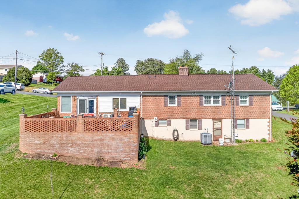 224 Waugh Dr. Property Photo 44