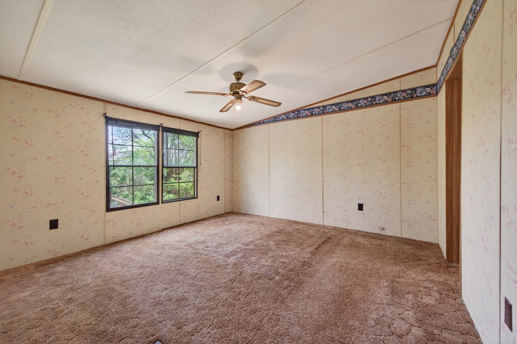 6135 Parrott Mountain Road Property Photo 10
