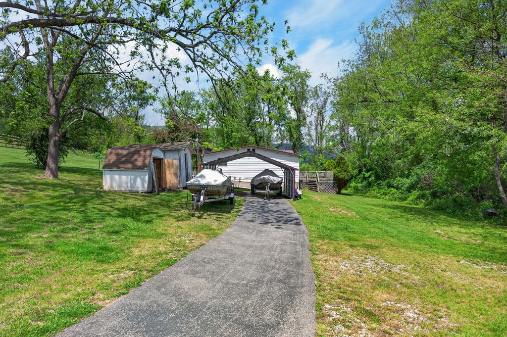 6135 Parrott Mountain Road Property Photo 43