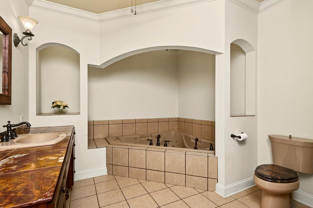 20268 Heron Circle Property Photo 47