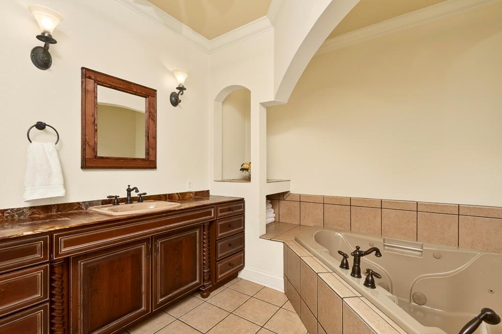 20268 Heron Circle Property Photo 48