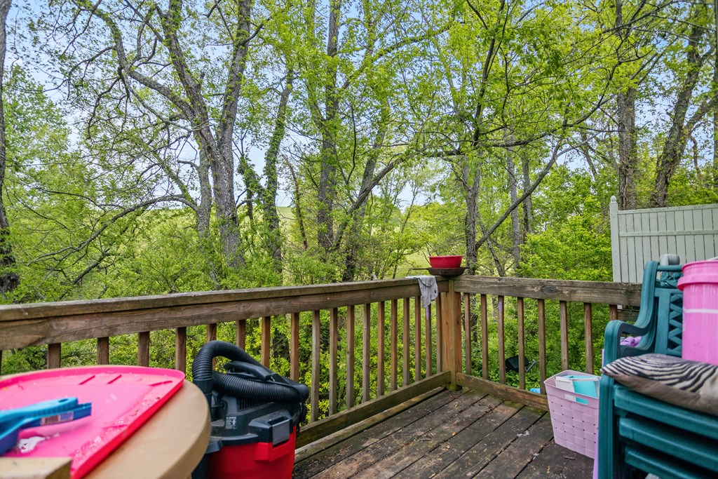 855 Meadowbrook Dr Property Photo 18