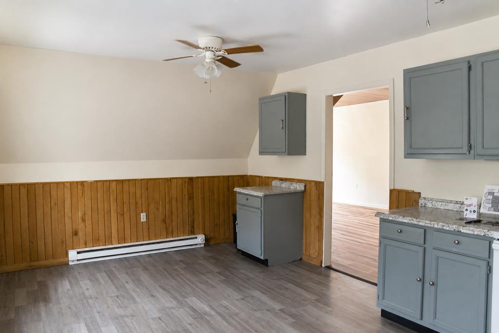 201 Zenith Property Photo 2
