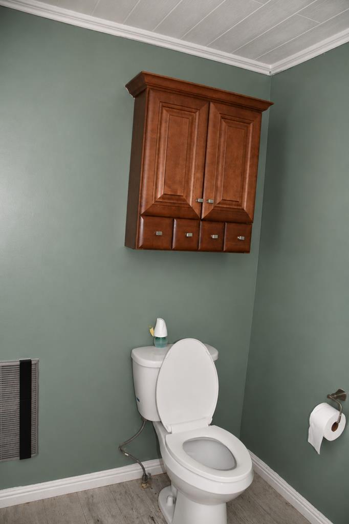 201 Zenith Property Photo 10