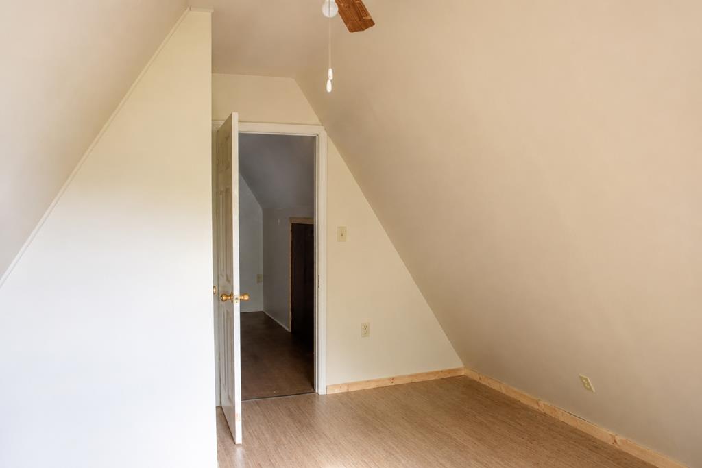 201 Zenith Property Photo 19