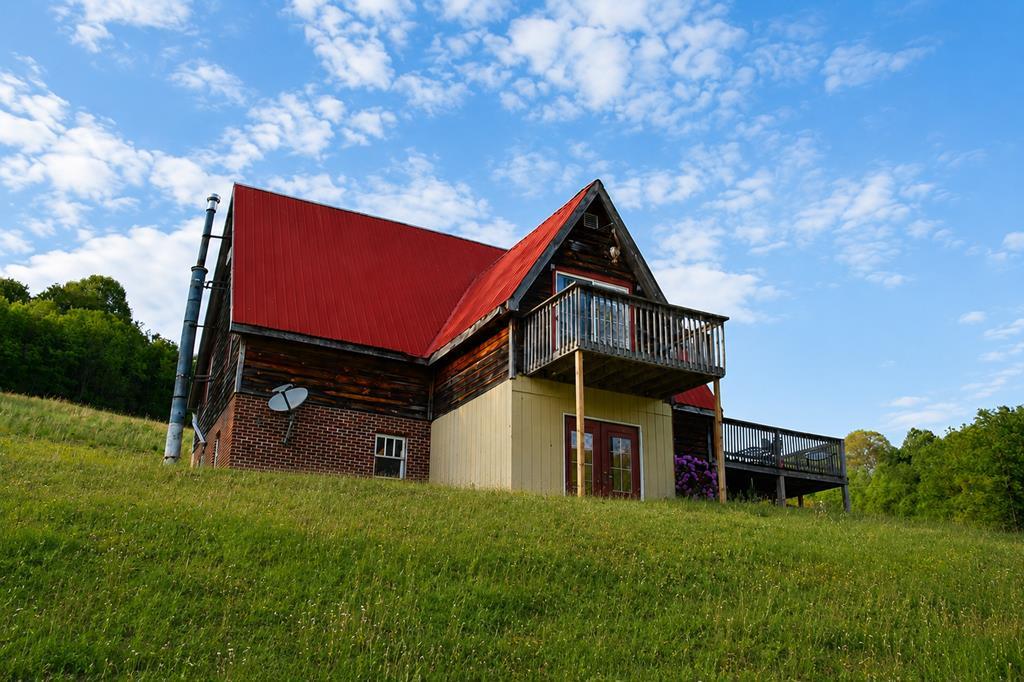 201 Zenith Property Photo 24