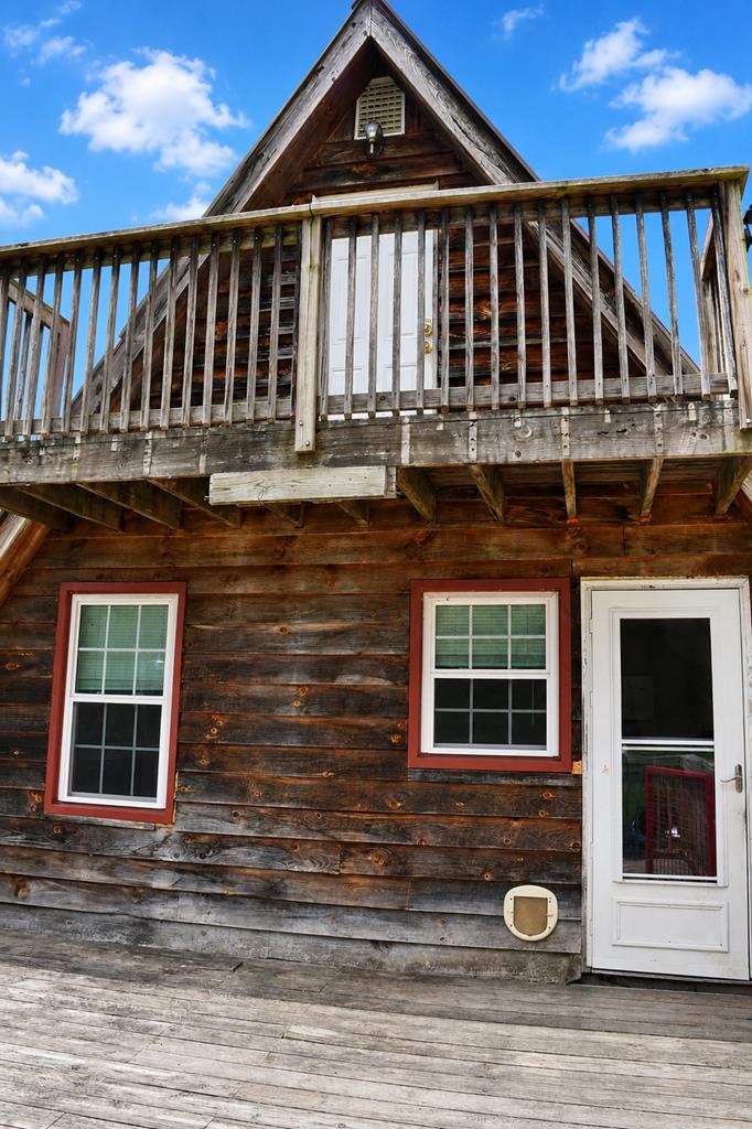 201 Zenith Property Photo 26