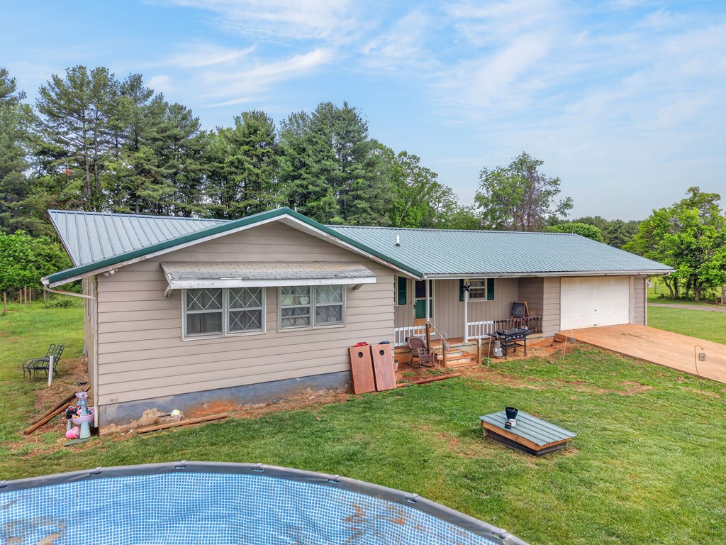 147 Iron Ore Ln Property Photo 9