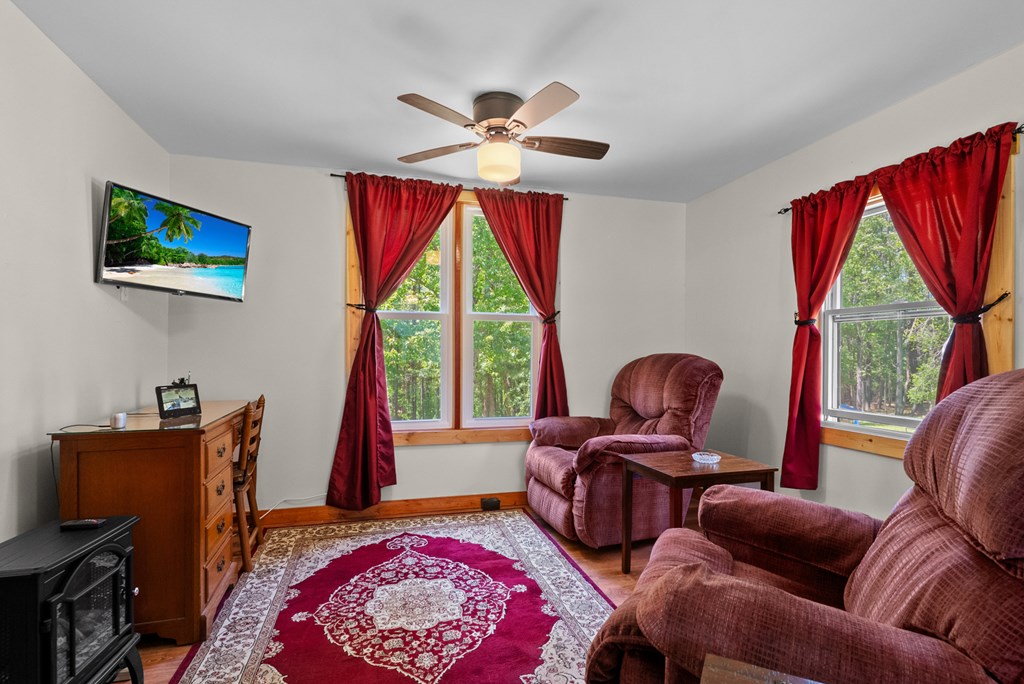 154 Folger Road Property Photo 7
