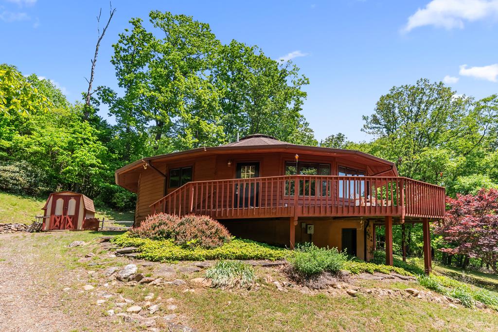 132 Chestnut Ridge Property Photo 1