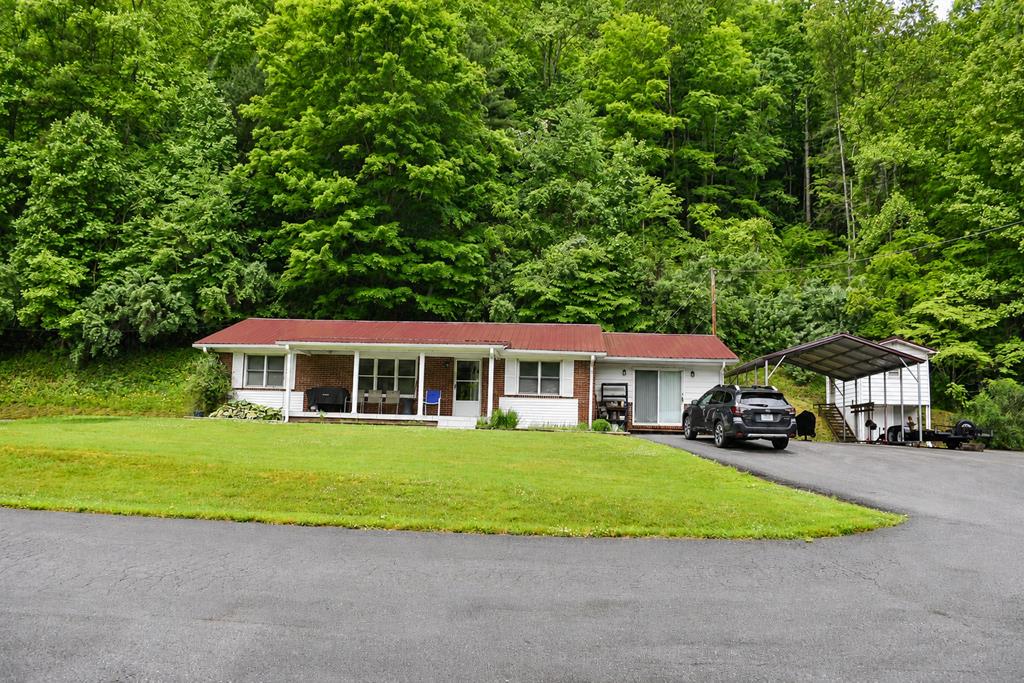 3012 Breeden Branch Property Photo 1