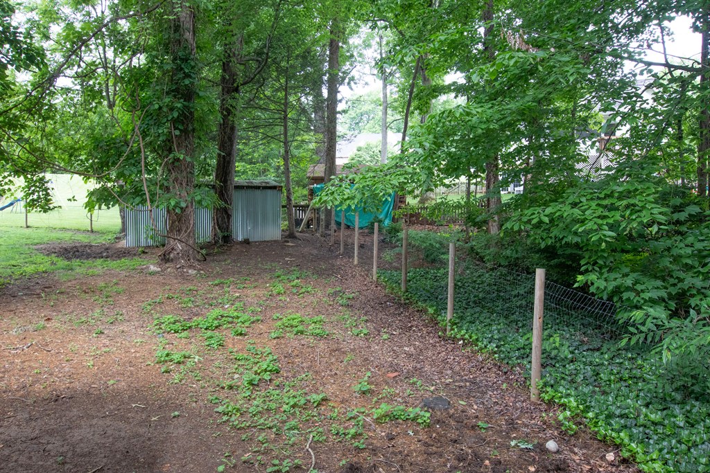 19201 Moulin St Property Photo 24