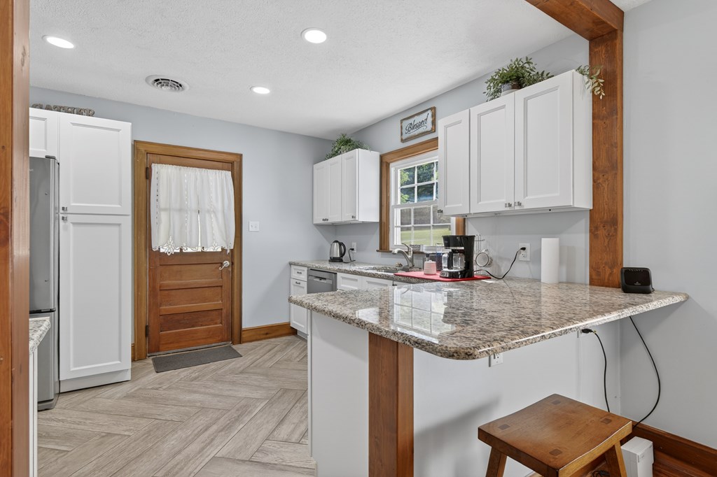 175 Georgia St. Property Photo 10