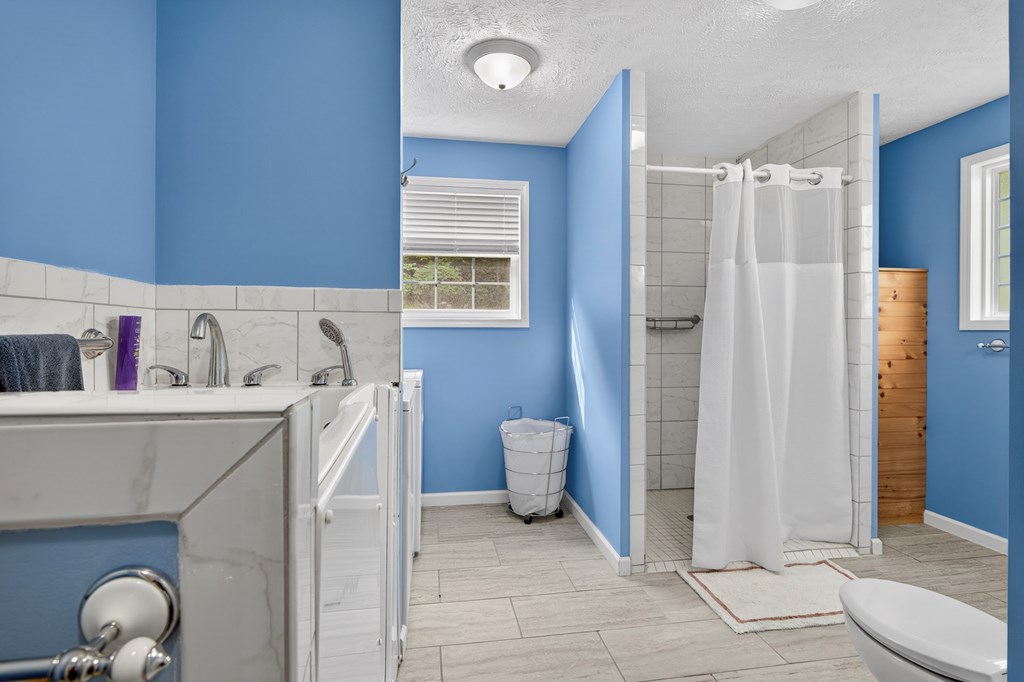 175 Georgia St. Property Photo 18