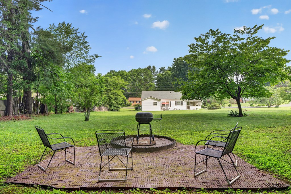 175 Georgia St. Property Photo 39