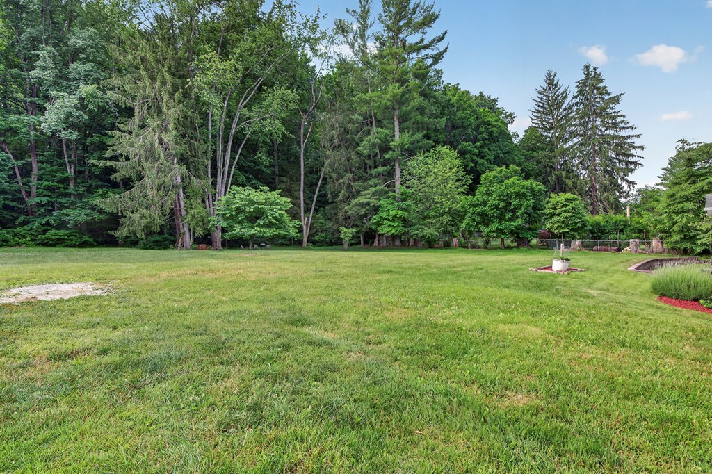 175 Georgia St. Property Photo 41