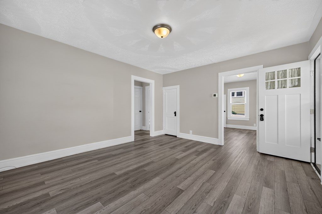 1005 W North St. Property Photo 13