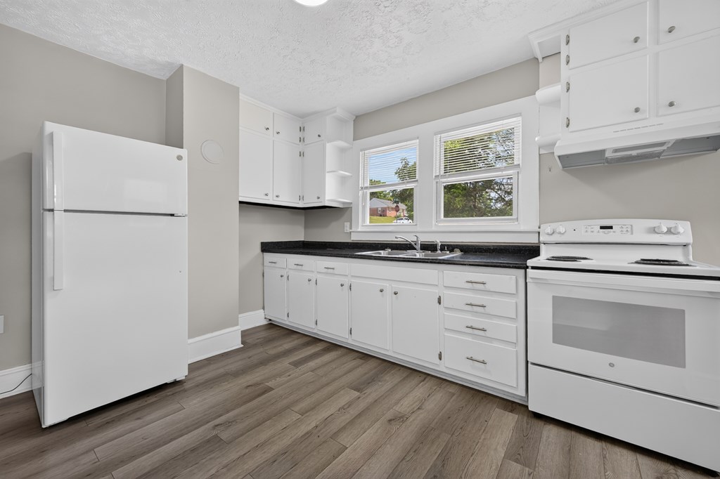 1005 W North St. Property Photo 22