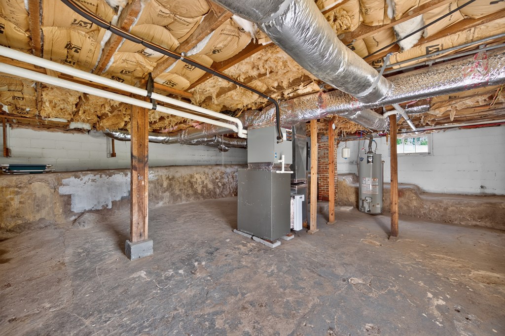 1005 W North St. Property Photo 38