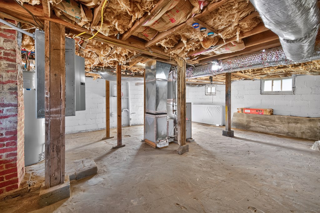 1005 W North St. Property Photo 40