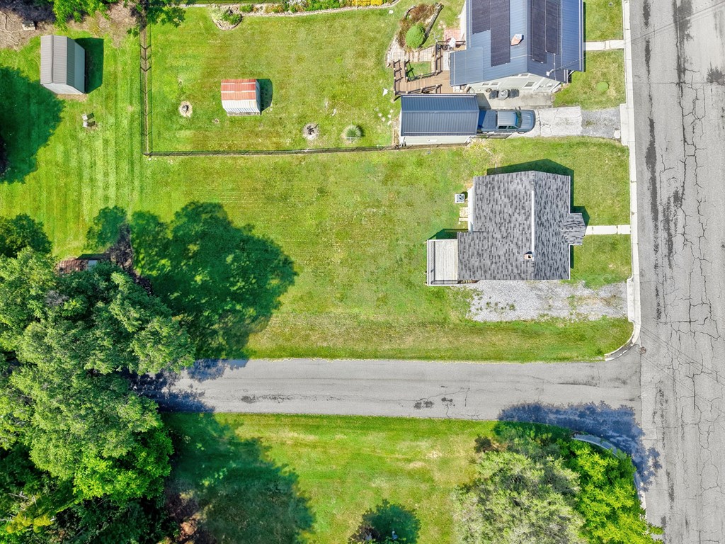 1005 W North St. Property Photo 45