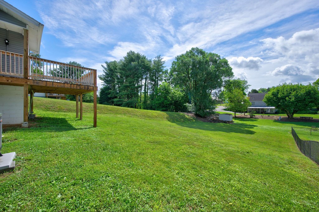 1005 W North St. Property Photo 57