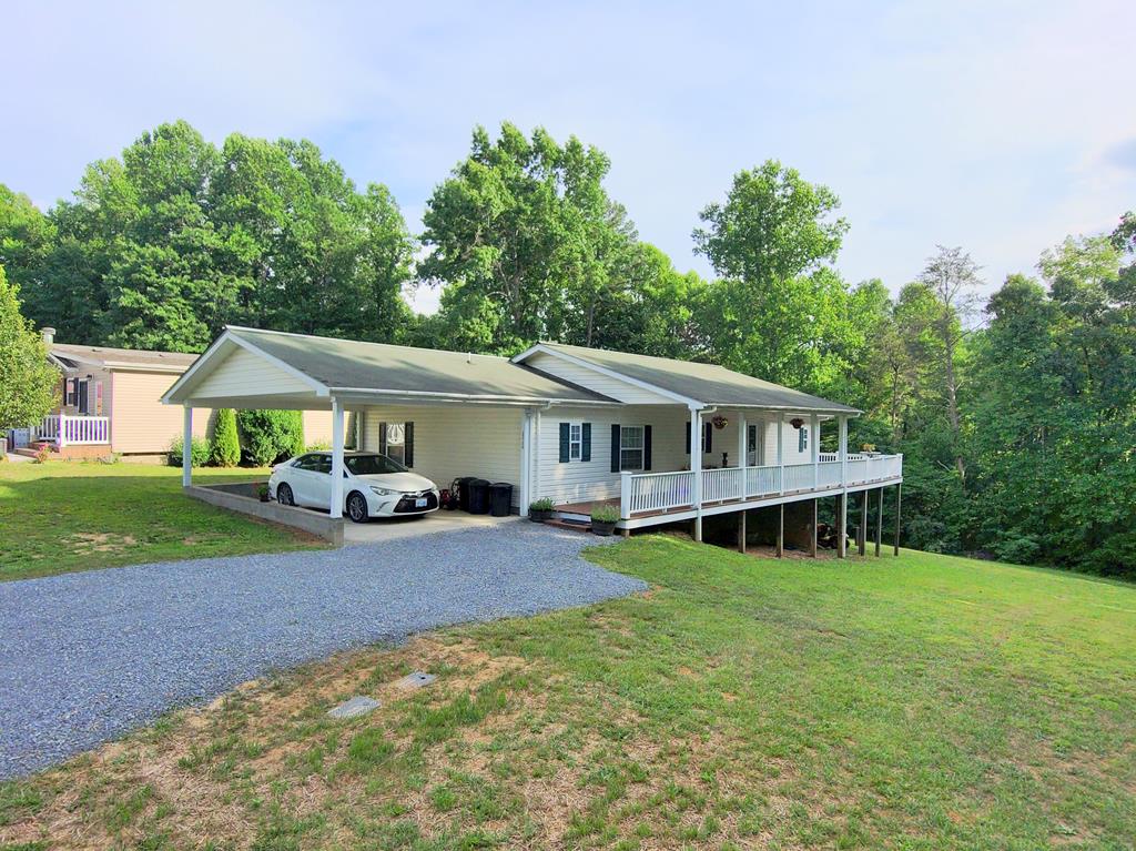 22156 Webb Dr Property Photo 1