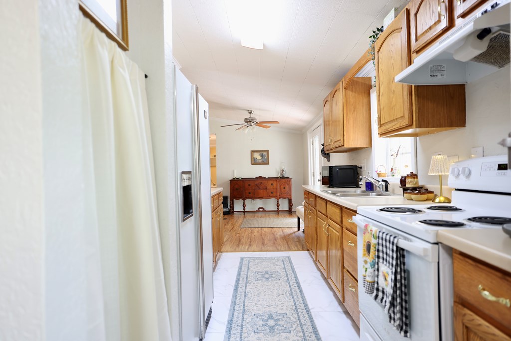 22156 Webb Dr Property Photo 4