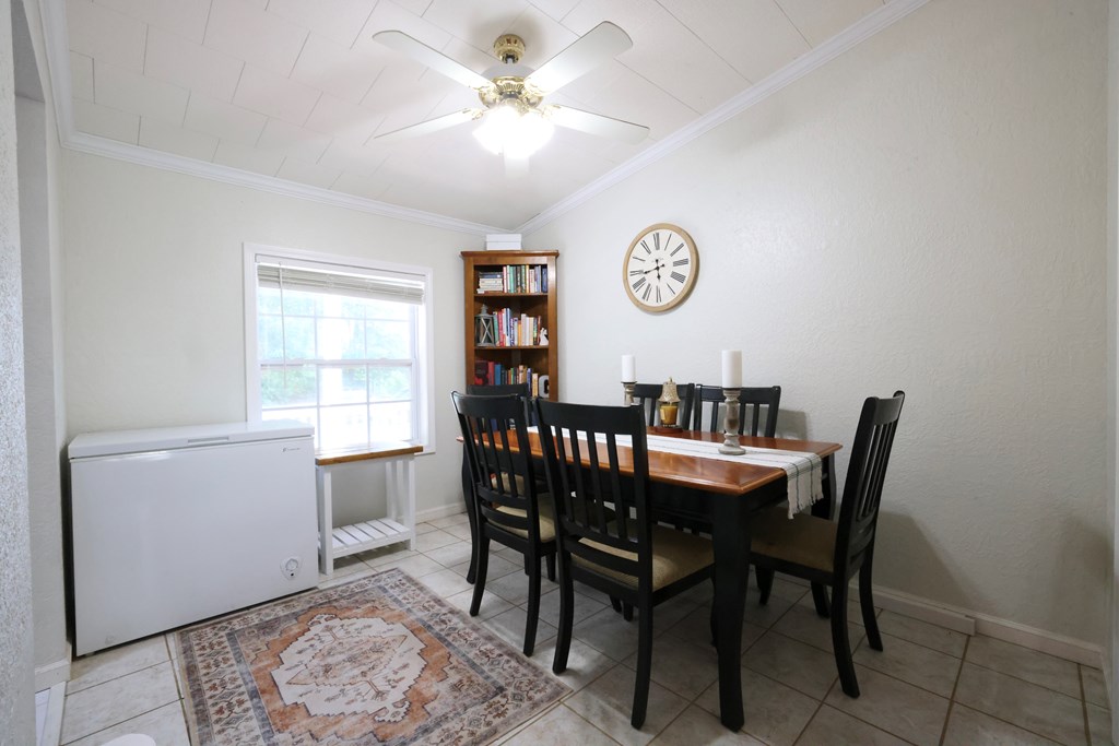 22156 Webb Dr Property Photo 6