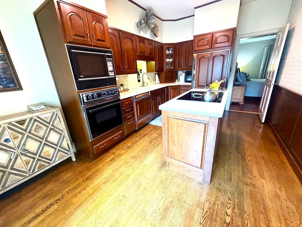 117 W Main Property Photo 5