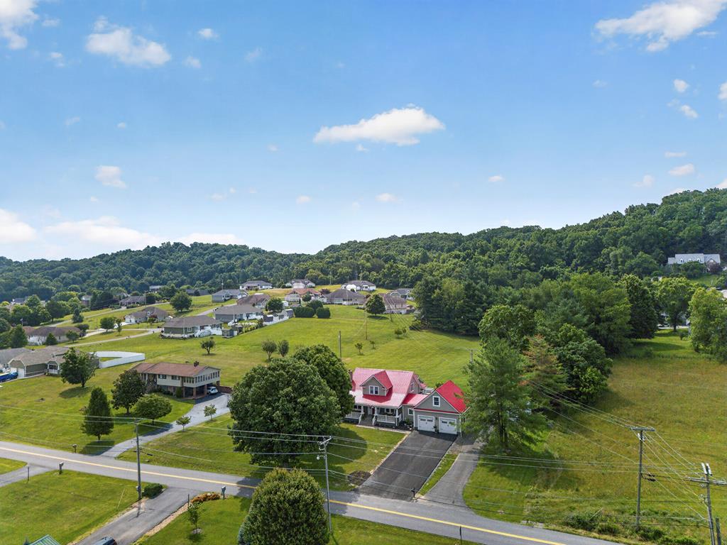 20274 Vances Mill Property Photo 2