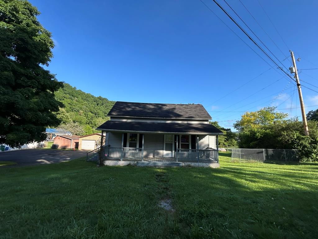 371 Old Bank Road Property Photo 1