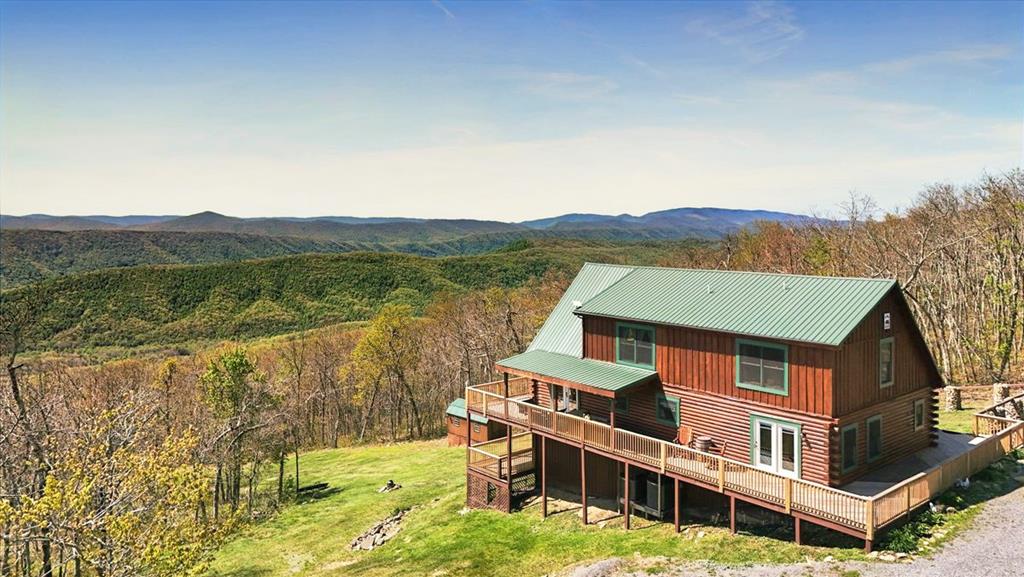 1422 Oneida Peak Property Photo 1